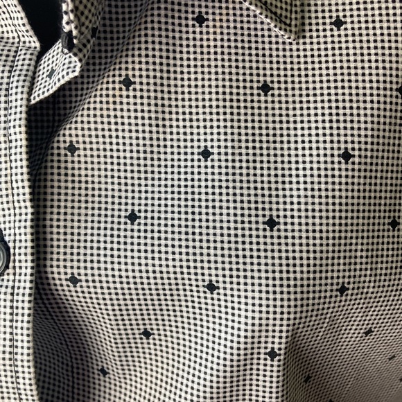 Liz, Claiborne, 2X, black and white short sleeve shirt - Picture 2 of 8